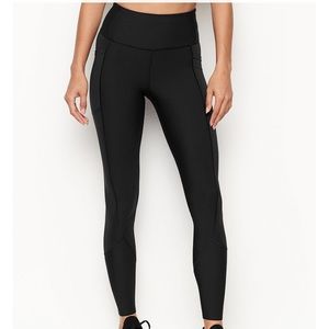 Victoria’s Sport Leggings